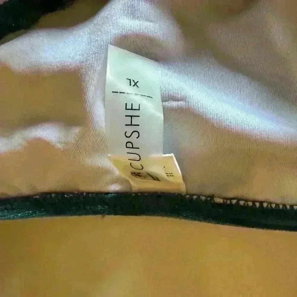Velour Bikini - Picture 9 of 9